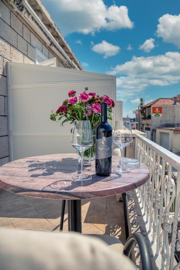 Apartma Victoria Ii *